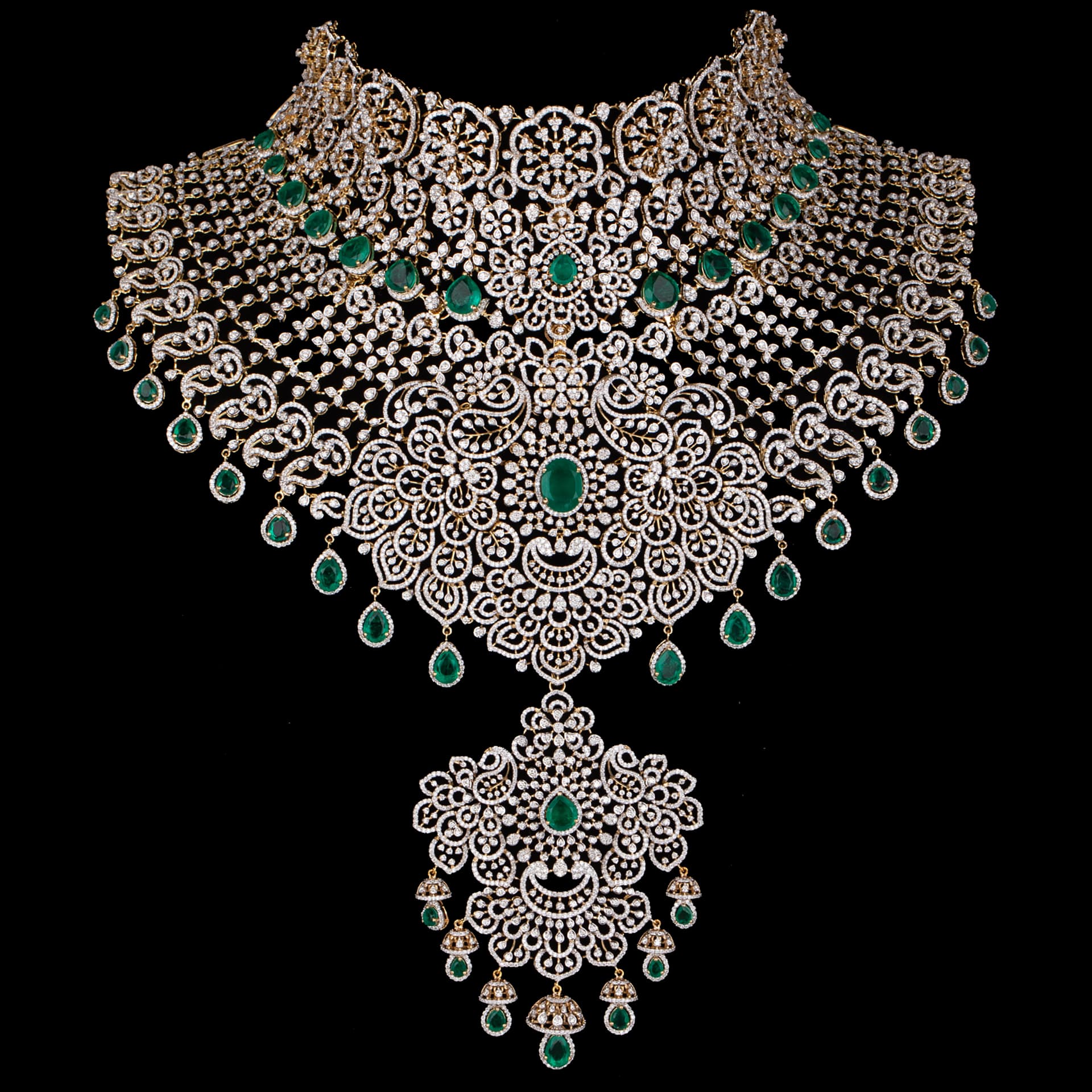 Bling your way with a Statement Piece of Jewel